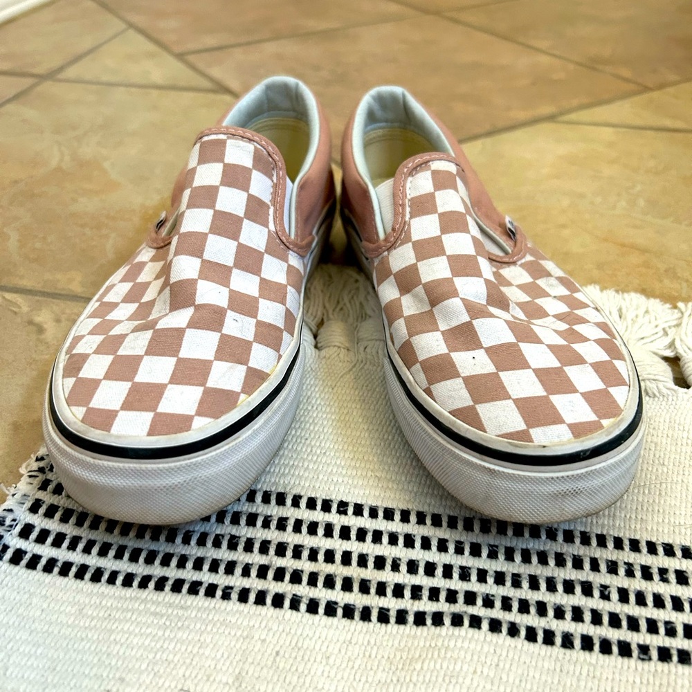Pink checkered Vans slip on
